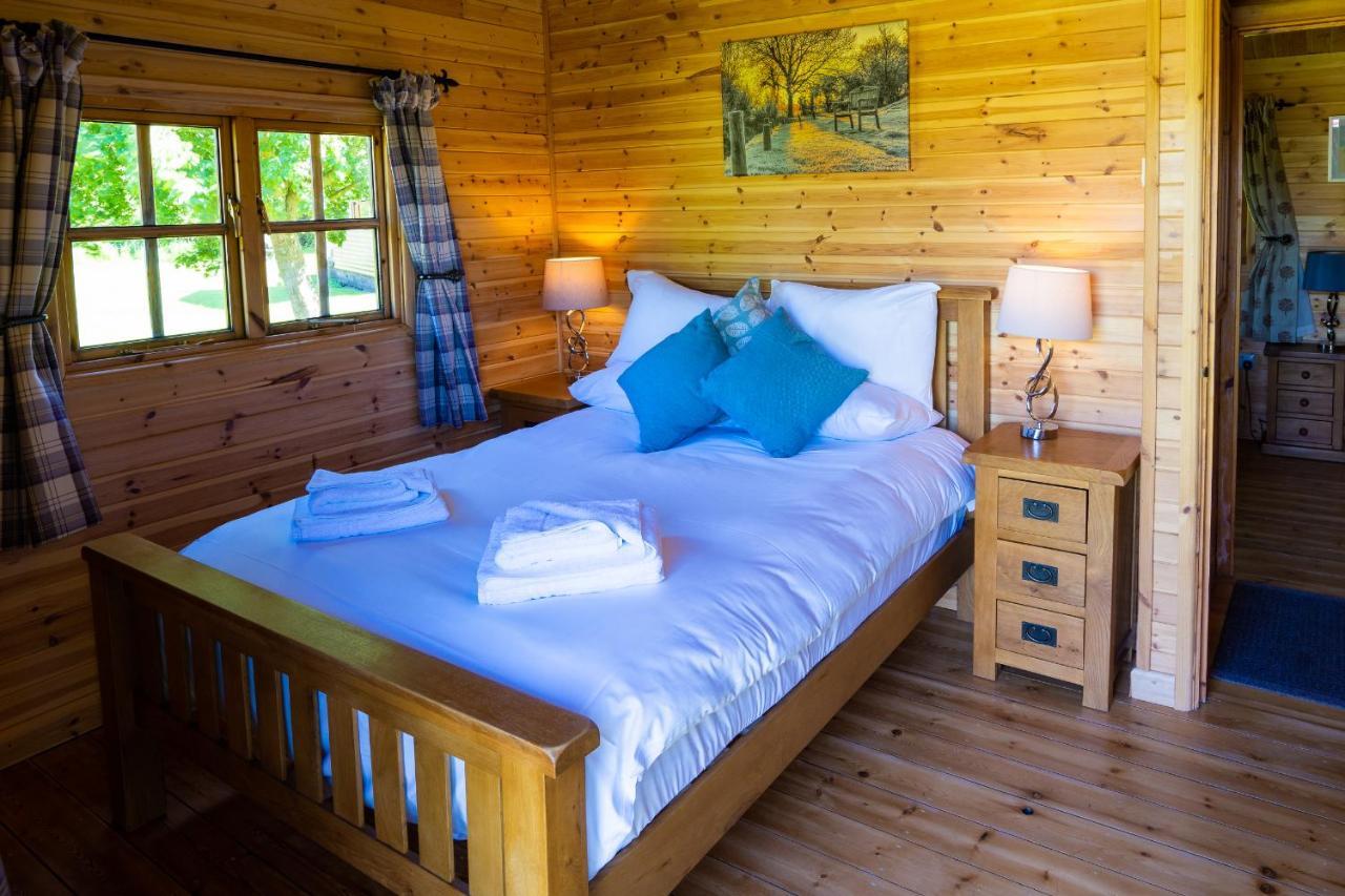 Wall Eden Farm - Luxury Log Cabins And Glamping Highbridge Dış mekan fotoğraf