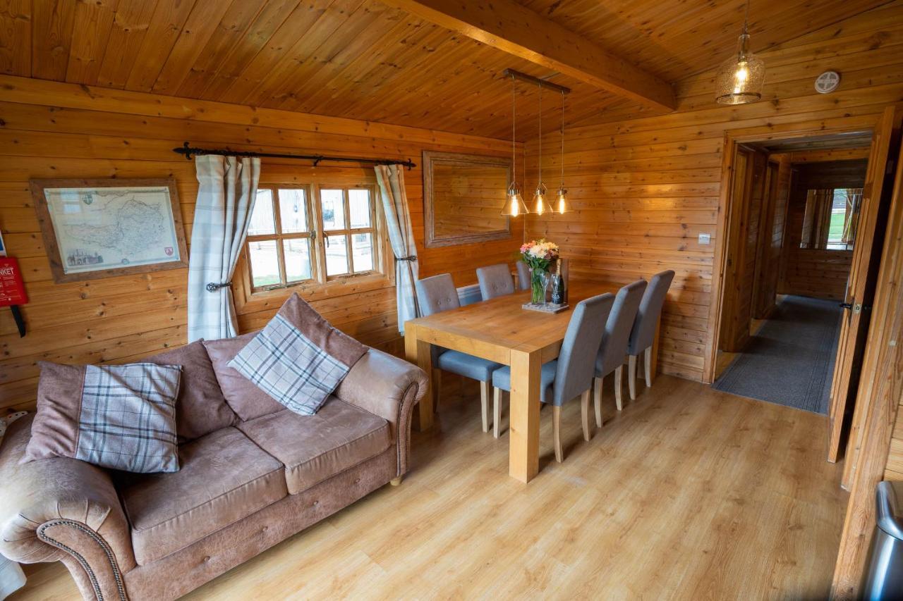 Wall Eden Farm - Luxury Log Cabins And Glamping Highbridge Dış mekan fotoğraf