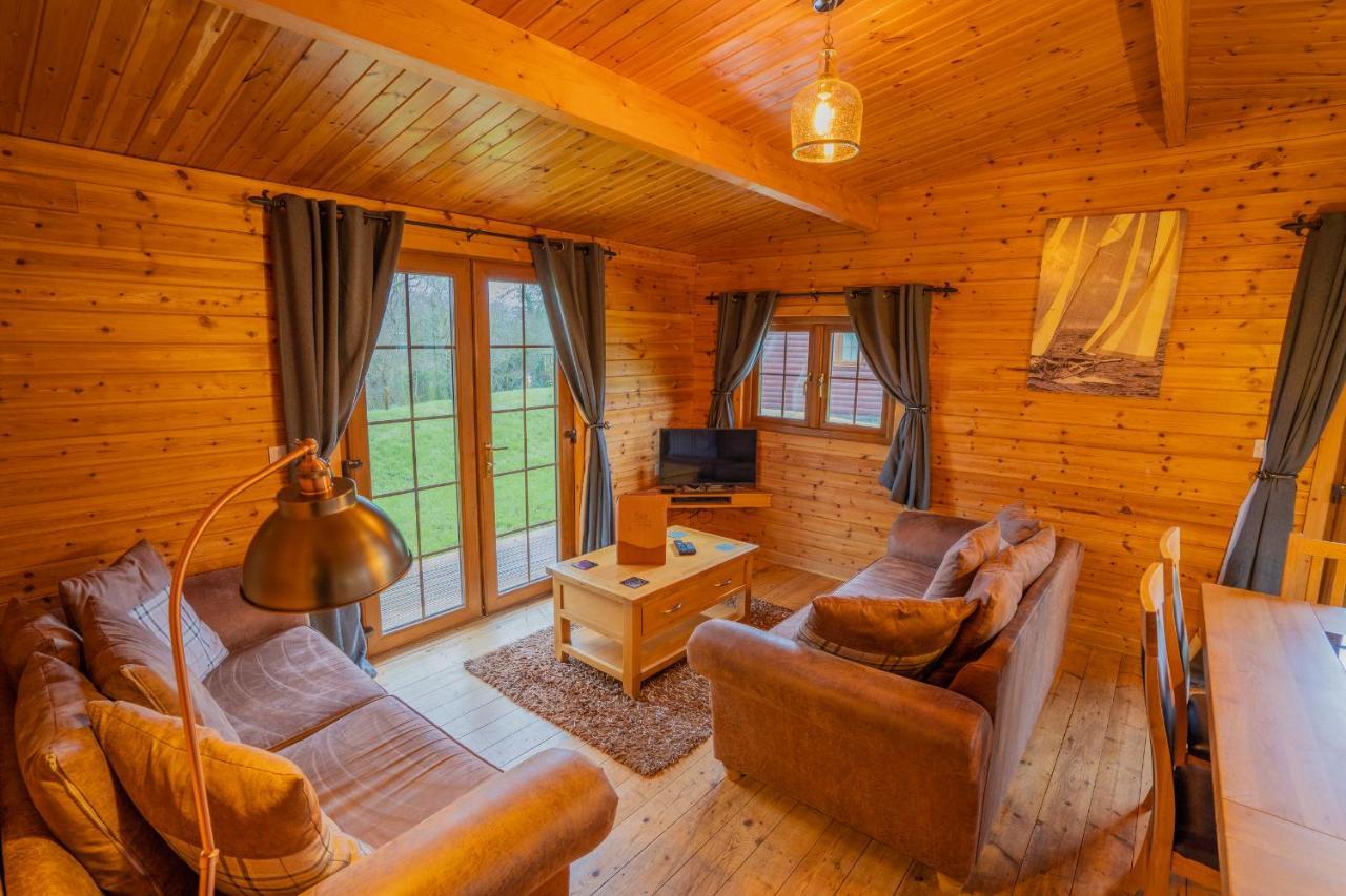 Wall Eden Farm - Luxury Log Cabins And Glamping Highbridge Dış mekan fotoğraf