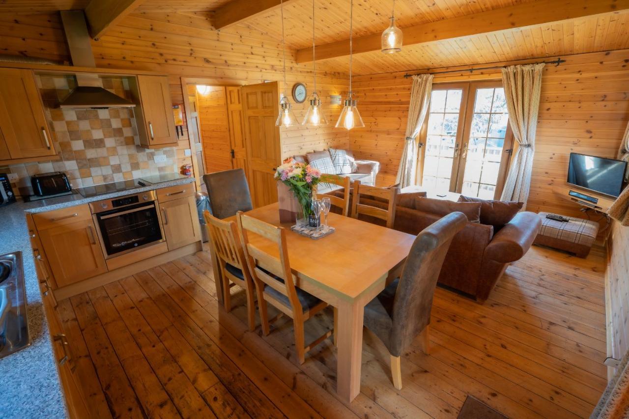 Wall Eden Farm - Luxury Log Cabins And Glamping Highbridge Dış mekan fotoğraf