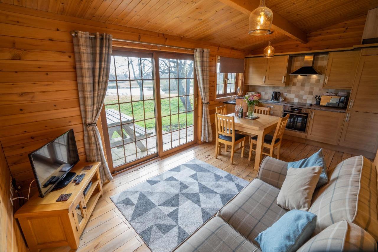 Wall Eden Farm - Luxury Log Cabins And Glamping Highbridge Dış mekan fotoğraf