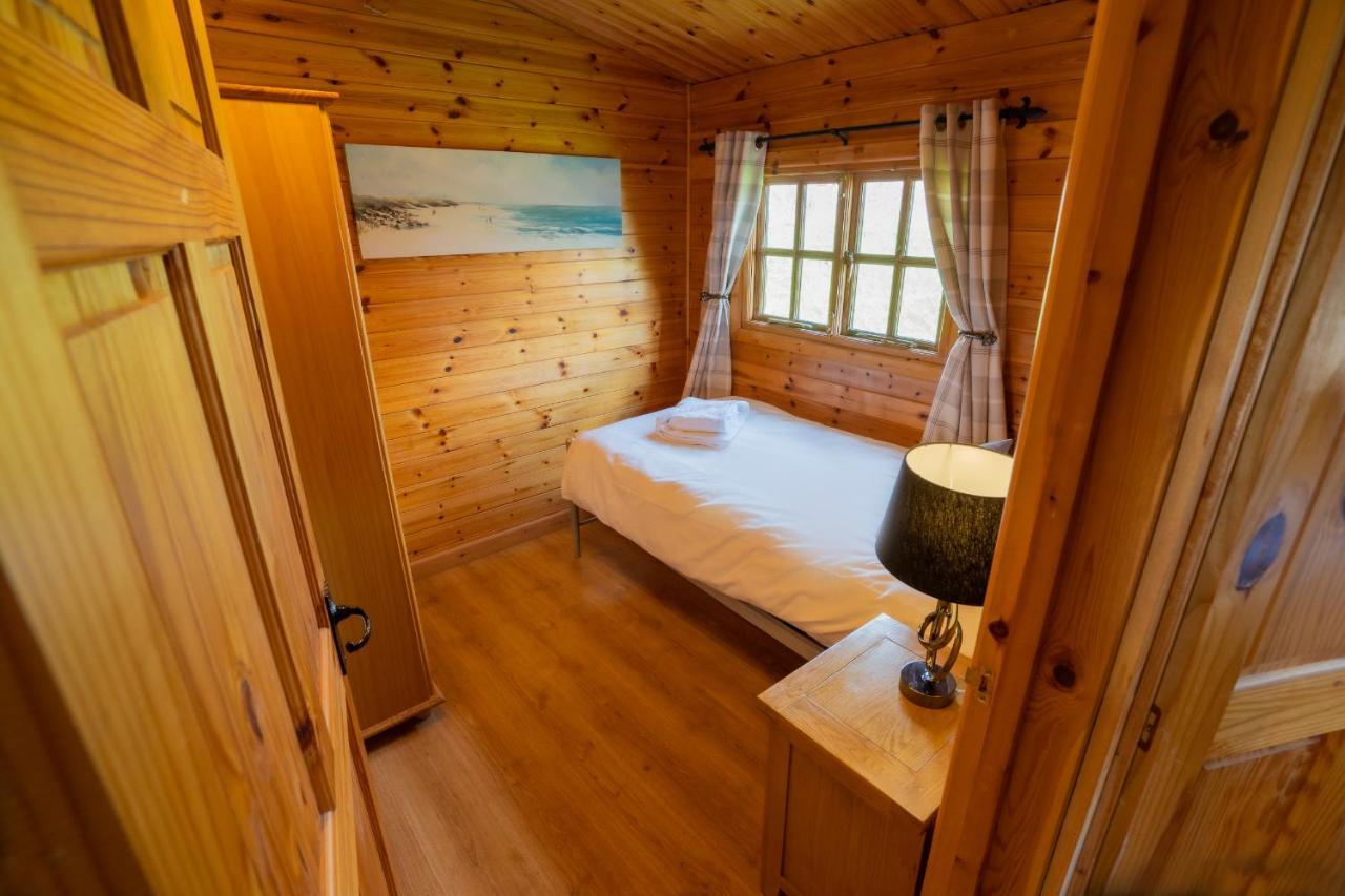 Wall Eden Farm - Luxury Log Cabins And Glamping Highbridge Dış mekan fotoğraf