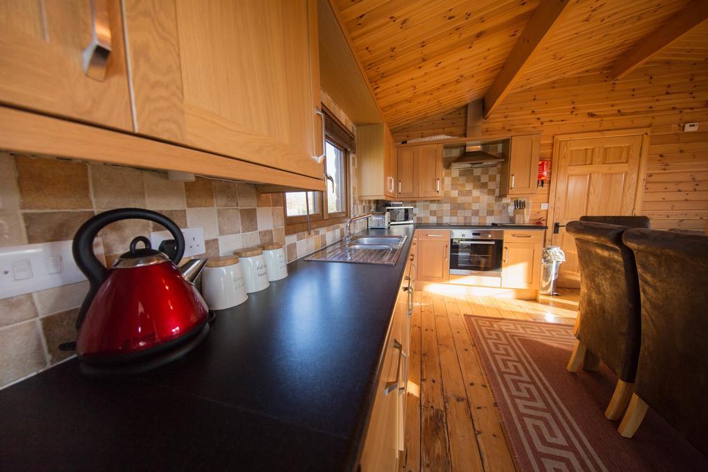 Wall Eden Farm - Luxury Log Cabins And Glamping Highbridge Dış mekan fotoğraf